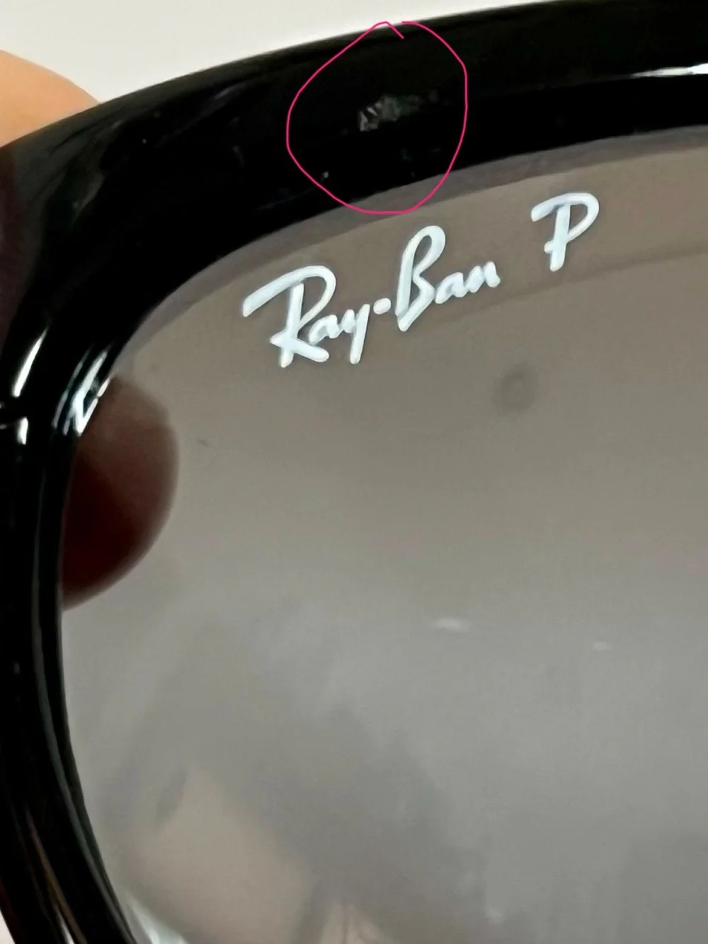 Ray-Ban sleek ray